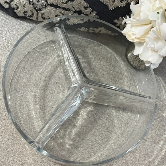 CIRCLE Glass Made in Turkey Round Divided Decorative Serving Bowl - Picture 6 of 9